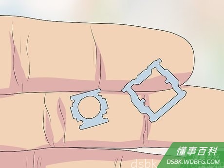 Step 5 检查固定夹。