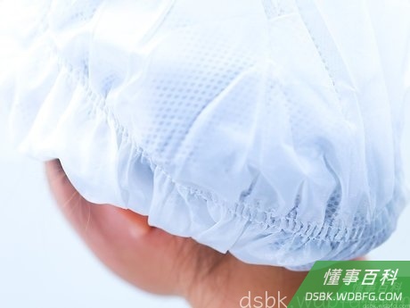 Step 4 使用橄榄油护理头发。