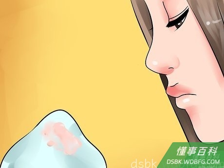 Step 1 记住,经期的大部分气味都是正常的,不用过分关注。