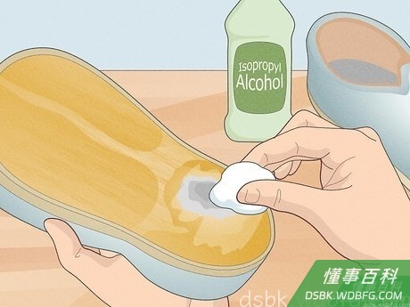Step 1 用水和酒精擦拭破洞及周围。