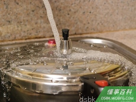 Step 2 使锅内压力下降。