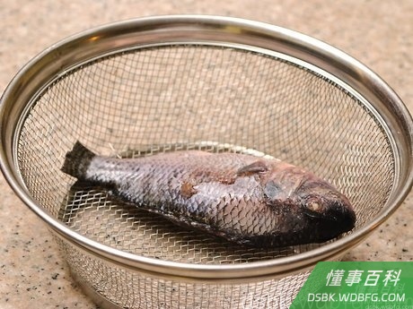 Step 1 用高压锅来烹饪食物。