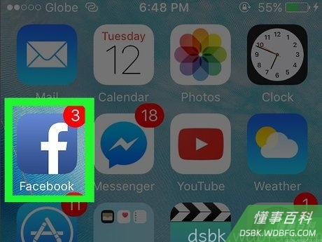 Step 4 登录Facebook，找到你想要保存的视频。