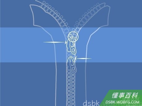 Step 2 将拉锁拉到坏齿的上面。