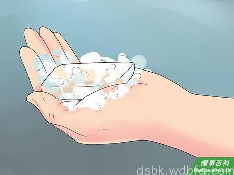 Step 2 擦肥皂。