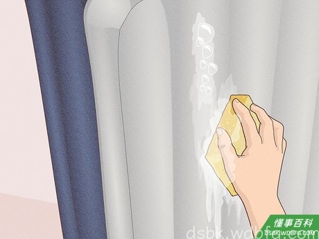 Step 7 如果你仍然找不到漏气孔,试试泡泡水检测法。