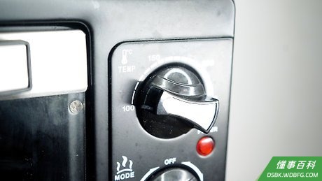 Step 1 把烤箱预热到120℃。