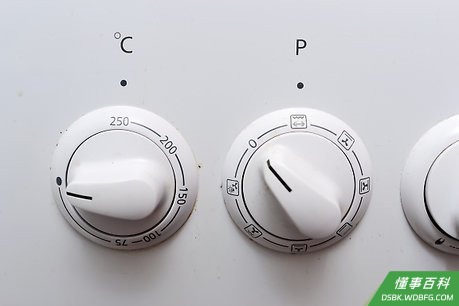 Step 6 预热烤肉机。