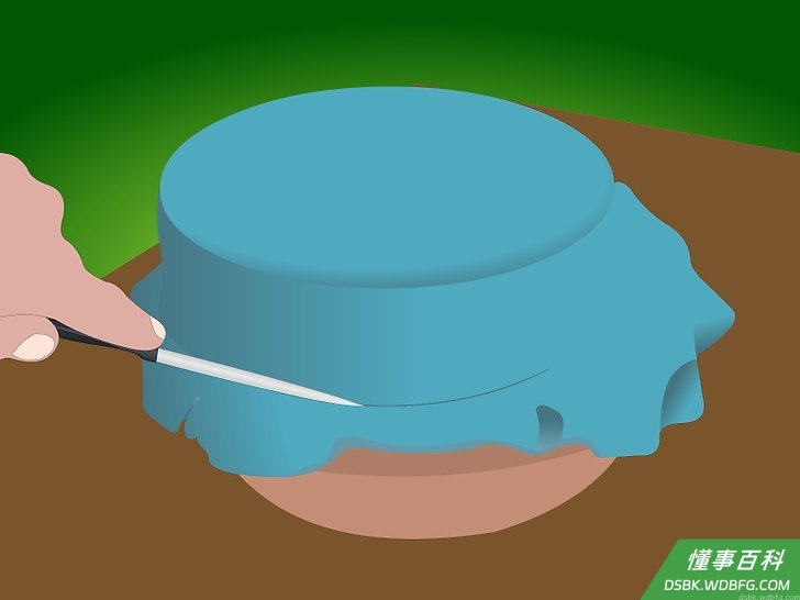 Step 8 轻拍翻糖。