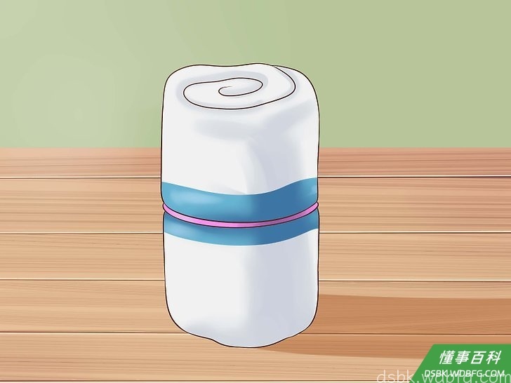 Step 2 从尿布蛋糕顶部开始。