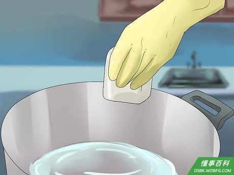 Step 4 少量逐次往水中添加碱水,同时搅拌。