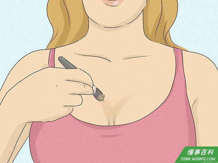 Step 3 可以通过化妆改善胸部轮廓,听起来很扯?没错,很多电视里的女明星都用这一招让自己显得“波涛汹涌”。...