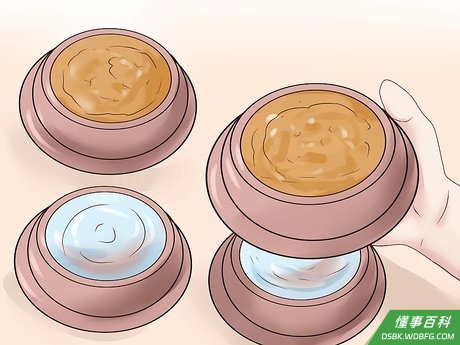 Step 4 为每只猫提供各自的食物碗和喝水碗。