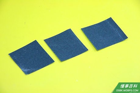 Step 1 需要用到三四片砂纸。