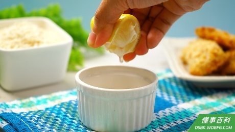 Step 4 柠檬汁可以去腥味。