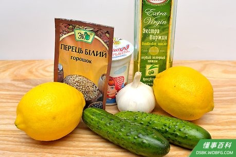 Step 1 将所需要的原料放到一起。