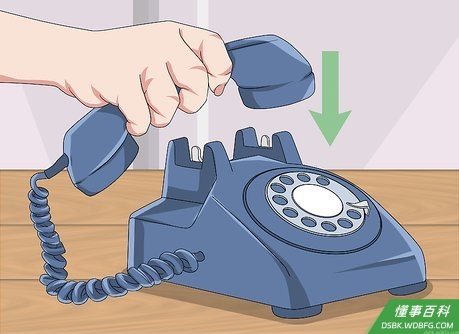 Step 7 通话结束后,将话筒放回底座支架上。