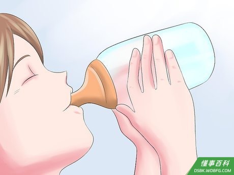 Step 7 像婴儿一样喝东西。
