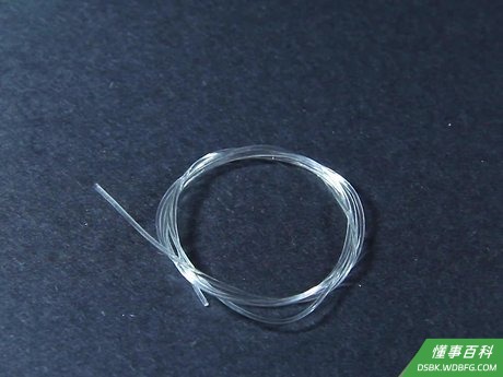 Step 1 找一条不锈钢金属丝。