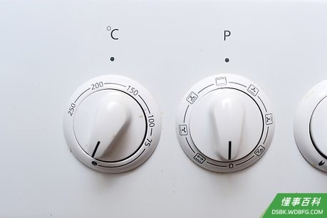 Step 1 烤箱预热到177° C。