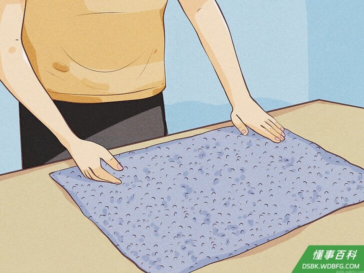 Step 2 做好保护工作，不让油溅得到处都是。