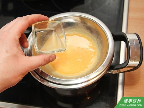 Step 6 倒入柠檬汁，同时加入剩余的黄油块。