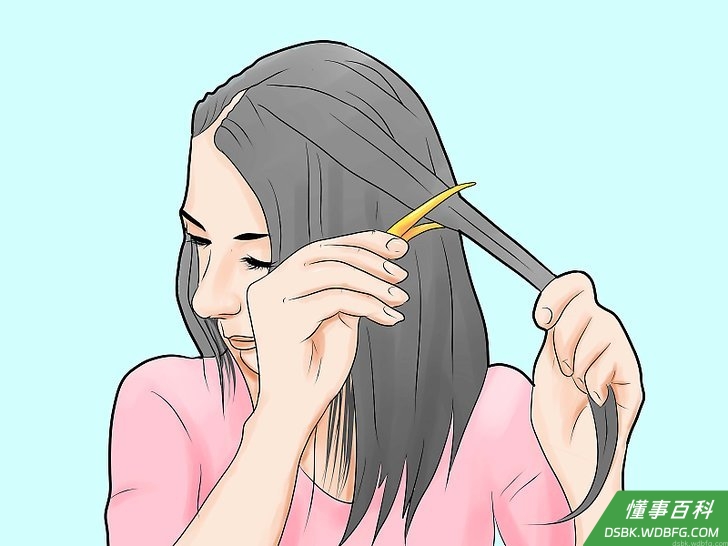 Step 1 将头发分成一小撮一小撮的。