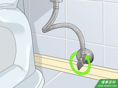Step 4 逆时针拧阀门，打开供水。