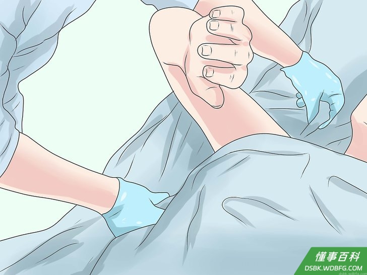 Step 5 清洗右臂和右肩。