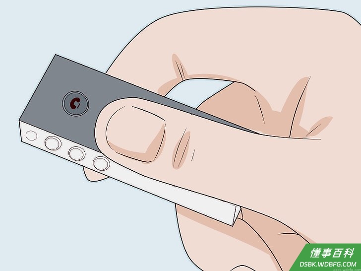 Step 2 用自带的遥控器控制耳机。