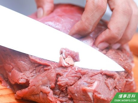 Step 1 剔除肥肉。