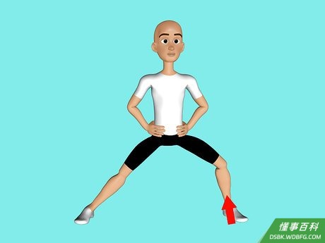 Step 7 抬起你的右后脚跟，回到原来的位置。