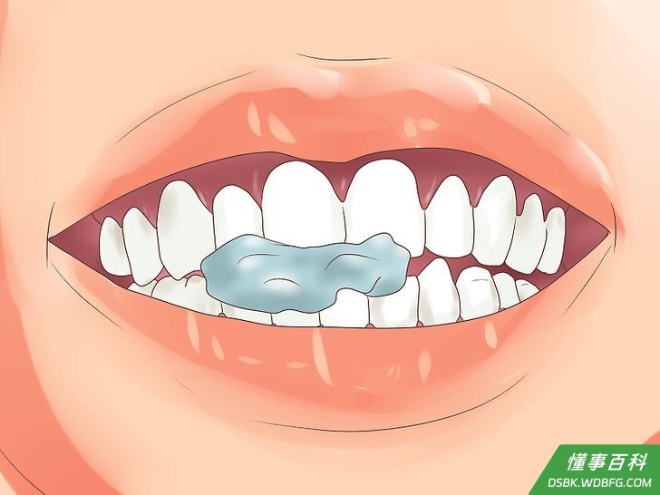 Step 3 用口香糖或糖来掩盖呼吸的烟味。