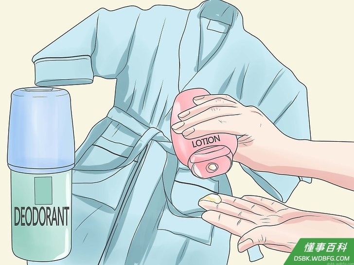 Step 5 帮病人穿上衣服。