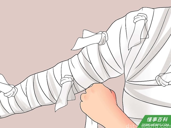 Step 5 缠好手臂。