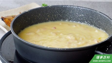 Step 7 热腾腾地上桌。