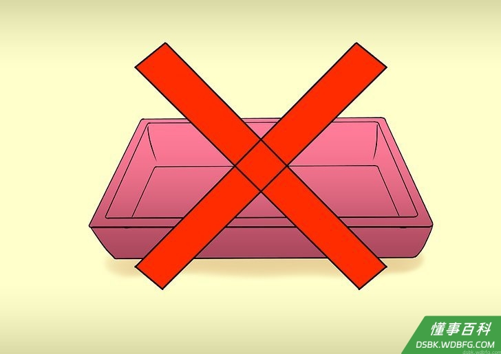 Step 3 将电路板放在玻璃容器中。