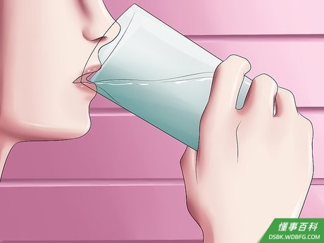 Step 4 每次喝酒之前先喝两杯水。