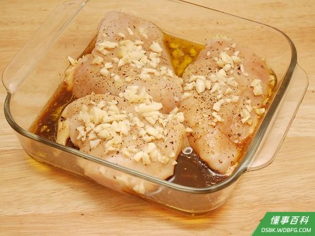Step 4 基本上要坚持用简单的调味品。