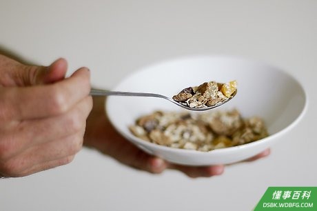 Step 9 改善整体的饮食习惯。