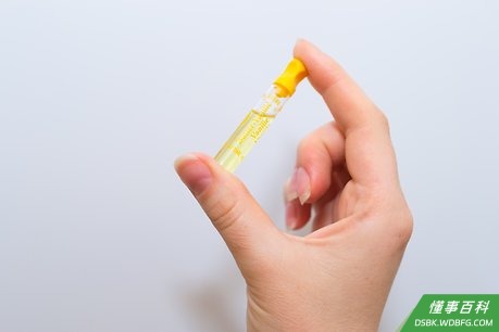 Step 2 加入1/ 4茶匙( 5ml)香草精。