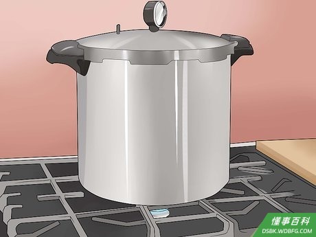 Step 4 把罐头准备好。