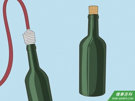 Step 5 把酒装入瓶中。
