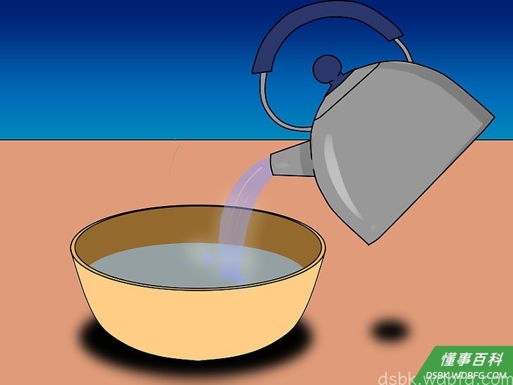 Step 2 准备一条干净的毛巾，在你能承受的温度范围内，用最烫的水将其打湿。