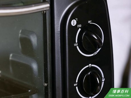 Step 3 打开烤炉或者加热烤架。