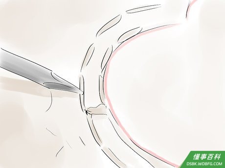 Step 8 沿着框线凿出一条凹边。