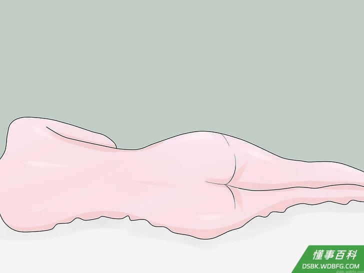 Step 2 把右侧臀部往上拉，露出直肠（肛门）。